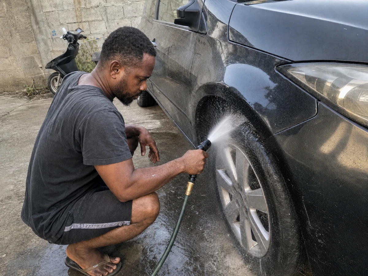 Kévin rince un passage de roue avec HydroJet en Guadeloupe